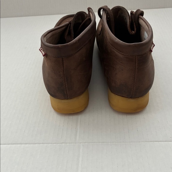 Clarks Stinson Hi Wallace Chukka Boots Brown Men’s SZ 9 M Lace up